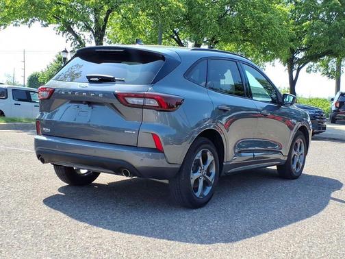 Carbonized Gray Metallic 2023 Ford Escape ST-Line Select