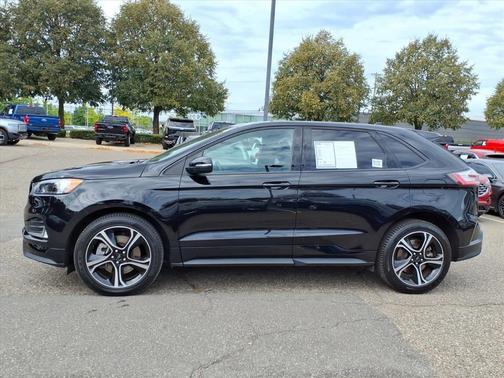 2022 Ford Edge ST