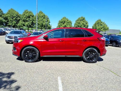 Rapid Red Metallic Tinted Clearcoat 2024 Ford Edge ST Line