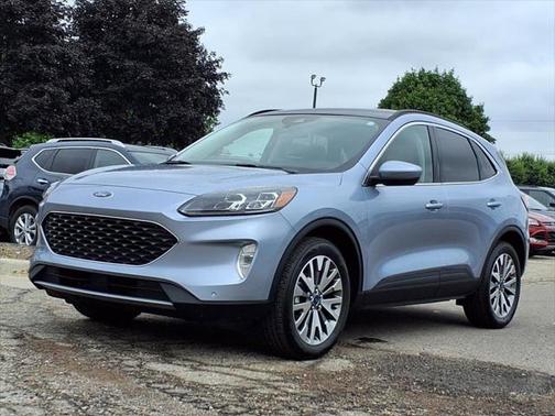 2022 Ford Escape Titanium