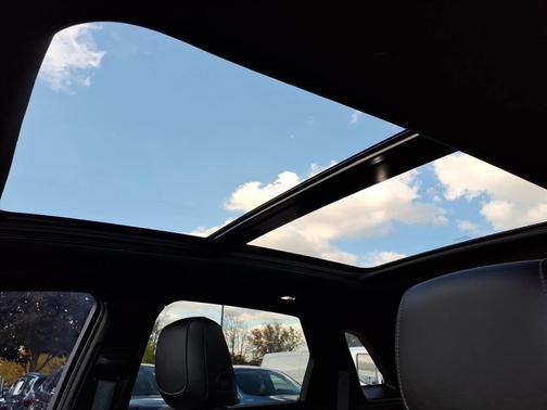 2024 Cadillac XT5 Sport