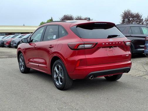 Rapid Red Metallic Tinted Clearcoat 2023 Ford Escape ST-Line Select