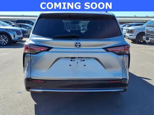 2022 Toyota Sienna Platinum 7 Passenger