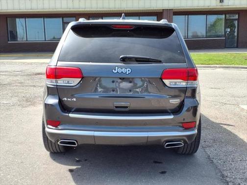 2019 Jeep Grand Cherokee Summit