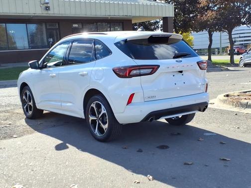 2023 Ford Escape ST-Line Select