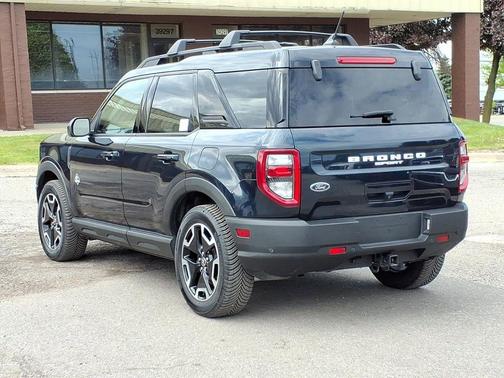 Alto Blue Metallic Tinted Clearcoat 2021 Ford Bronco Sport Outer Banks