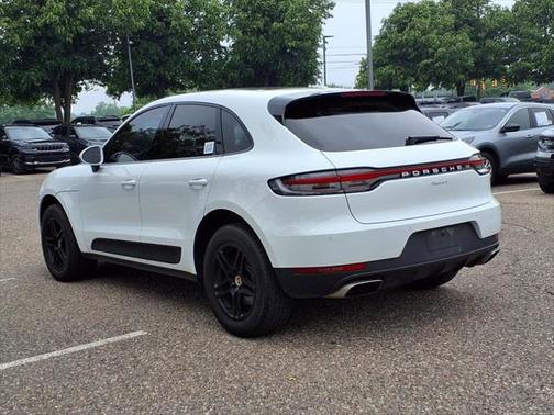 2020 Porsche Macan Base