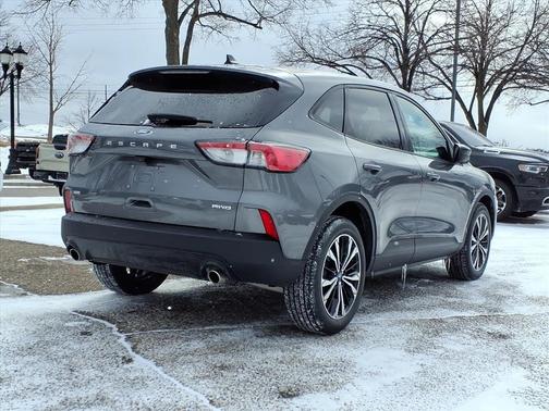 2022 Ford Escape SE