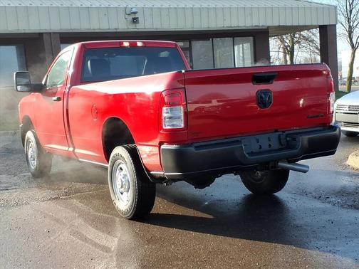 2024 RAM 2500 Tradesman Regular Cab 4x4 8' Box