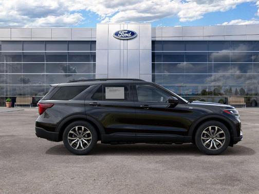 Agate Black Metallic 2027 Ford Explorer ST-Line