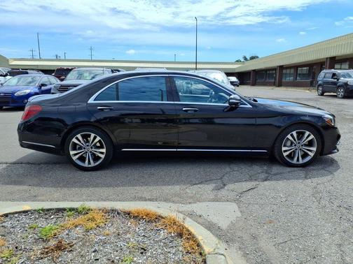 Black 2019 Mercedes-Benz S-Class 4MATIC