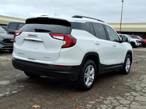 2022 GMC Terrain SLE