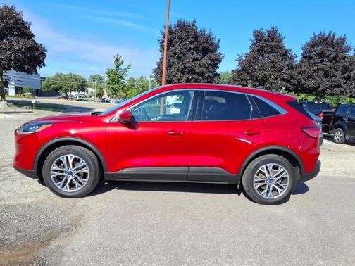 2022 Ford Escape SEL