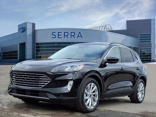 2022 Ford Escape Titanium