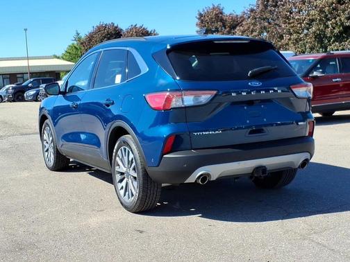 Green Metallic 2020 Ford Escape Titanium