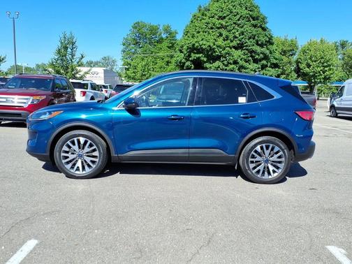 Green Metallic 2020 Ford Escape Titanium