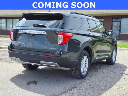 Forged Green Metallic 2023 Ford Explorer XLT
