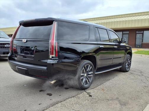 2019 Cadillac Escalade ESV Luxury