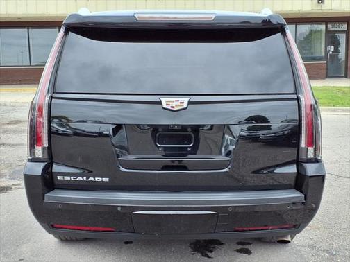 2019 Cadillac Escalade ESV Luxury