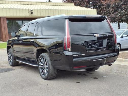 2019 Cadillac Escalade ESV Luxury