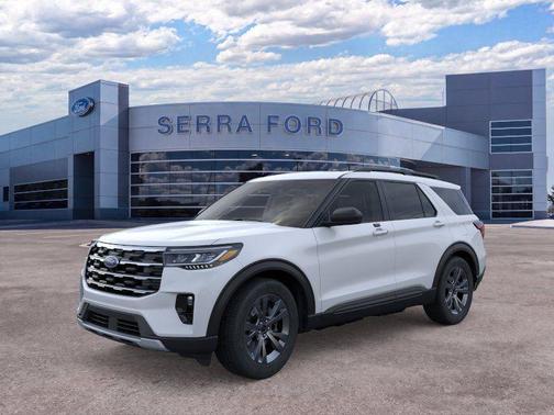 Space White Metallic 2026 Ford Explorer Active