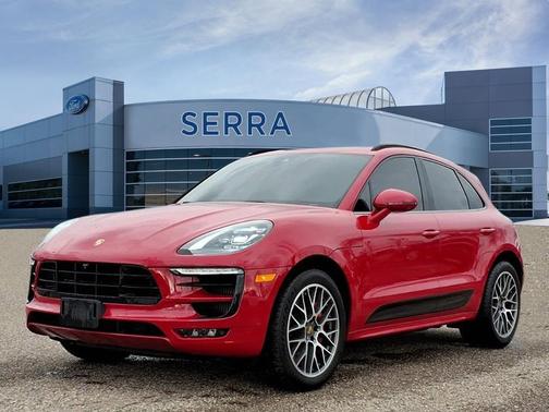 2018 Porsche Macan Turbo w/Performance Package