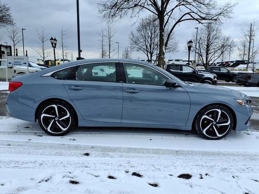 2022 Honda Accord Sport 2.0T