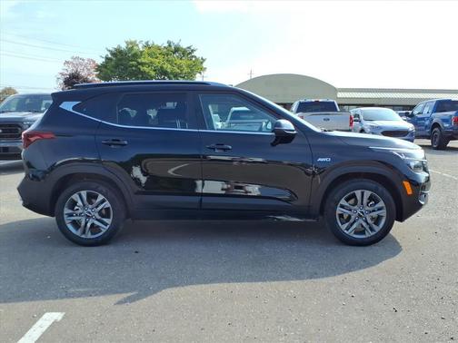 2023 Kia Seltos S