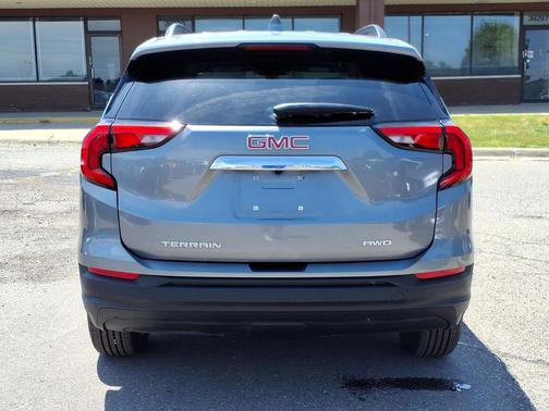 Satin Steel Metallic 2021 GMC Terrain SLE