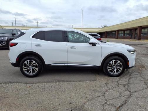 2022 Buick Envision FWD Essence