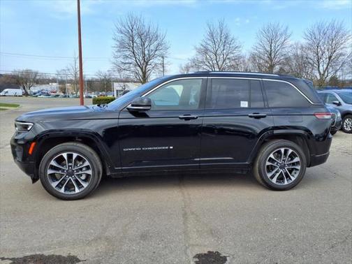 2023 Jeep Grand Cherokee Overland
