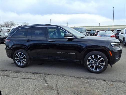 2023 Jeep Grand Cherokee Overland