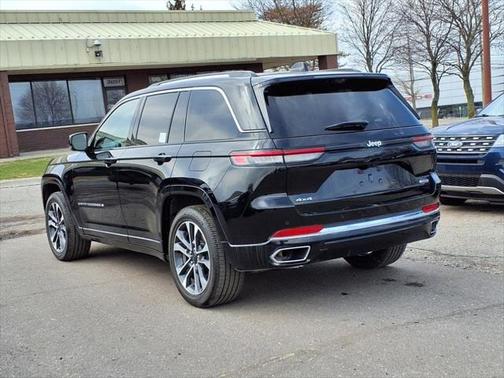 2023 Jeep Grand Cherokee Overland