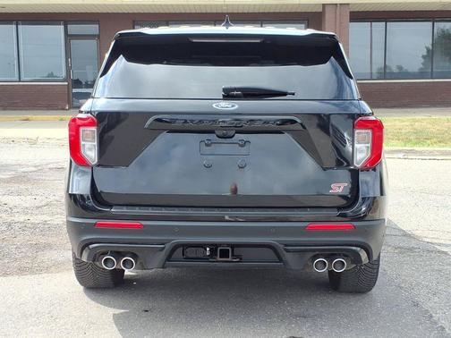 Agate Black Metallic 2021 Ford Explorer ST