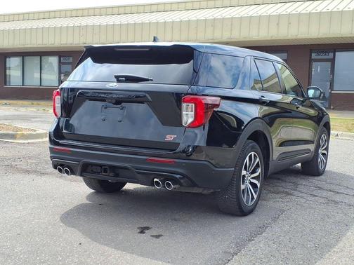 Agate Black Metallic 2021 Ford Explorer ST