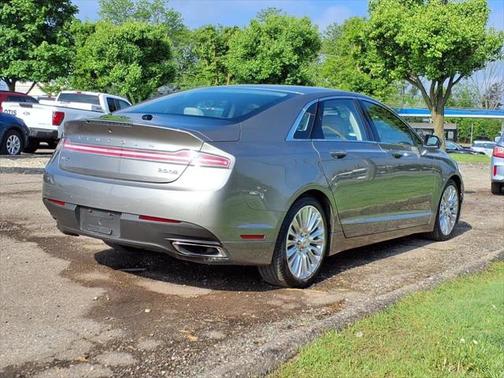 2016 Lincoln MKZ Base