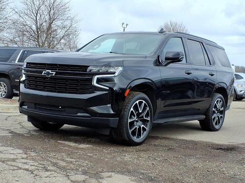 2023 Chevrolet Tahoe 4WD RST