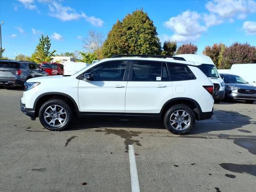 2022 Honda Passport AWD TrailSport