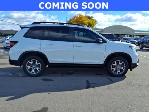 2022 Honda Passport AWD TrailSport