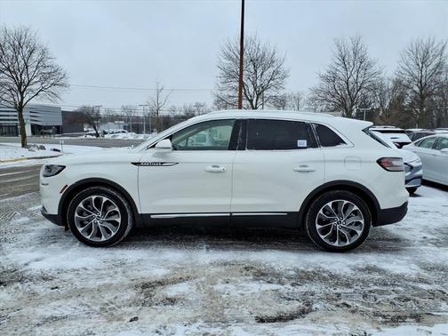 2023 Lincoln Nautilus Reserve