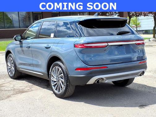 Whisper Blue Metallic Clearcoat 2025 Lincoln Corsair Reserve
