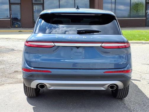 Whisper Blue Metallic Clearcoat 2025 Lincoln Corsair Reserve