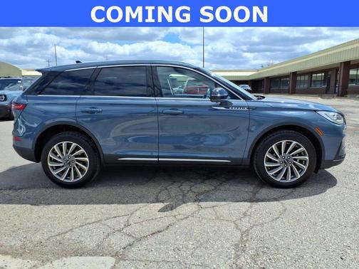Whisper Blue Metallic Clearcoat 2025 Lincoln Corsair Reserve