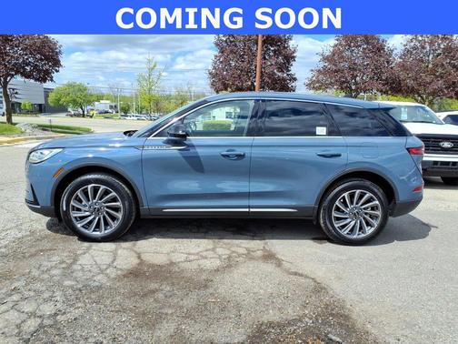 Whisper Blue Metallic Clearcoat 2025 Lincoln Corsair Reserve
