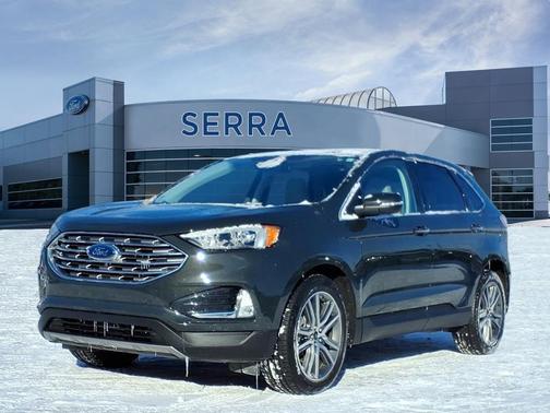 2023 Ford Edge Titanium