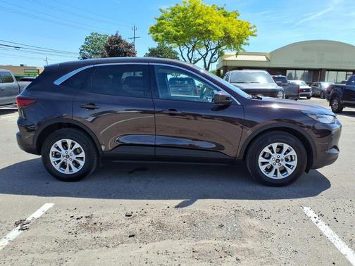 Cinnabar Red Metallic Premium Colorant 2023 Ford Escape Active