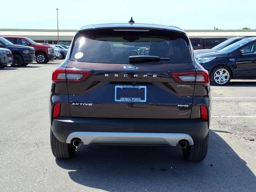 Cinnabar Red Metallic Premium Colorant 2023 Ford Escape Active