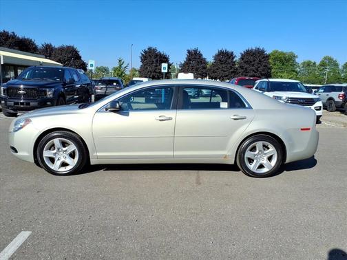 2011 Chevrolet Malibu LS