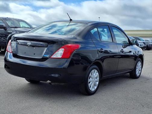 2013 Nissan Versa 1.6 S