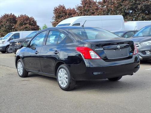 2013 Nissan Versa 1.6 S